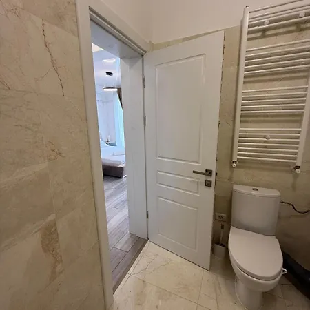 704 B2 Almar Luxury Residence-renting & Free Pool-family * Navodari